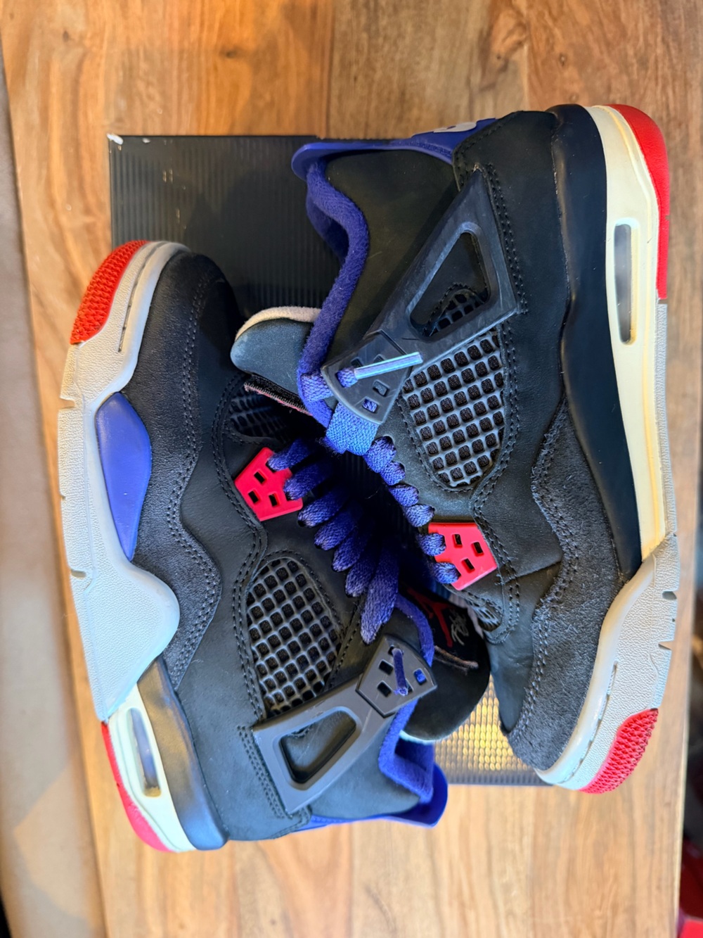 Jordan 4 Retro OG GS Black/Fire red-Deep Royal Blue size 4 (Rear Air)